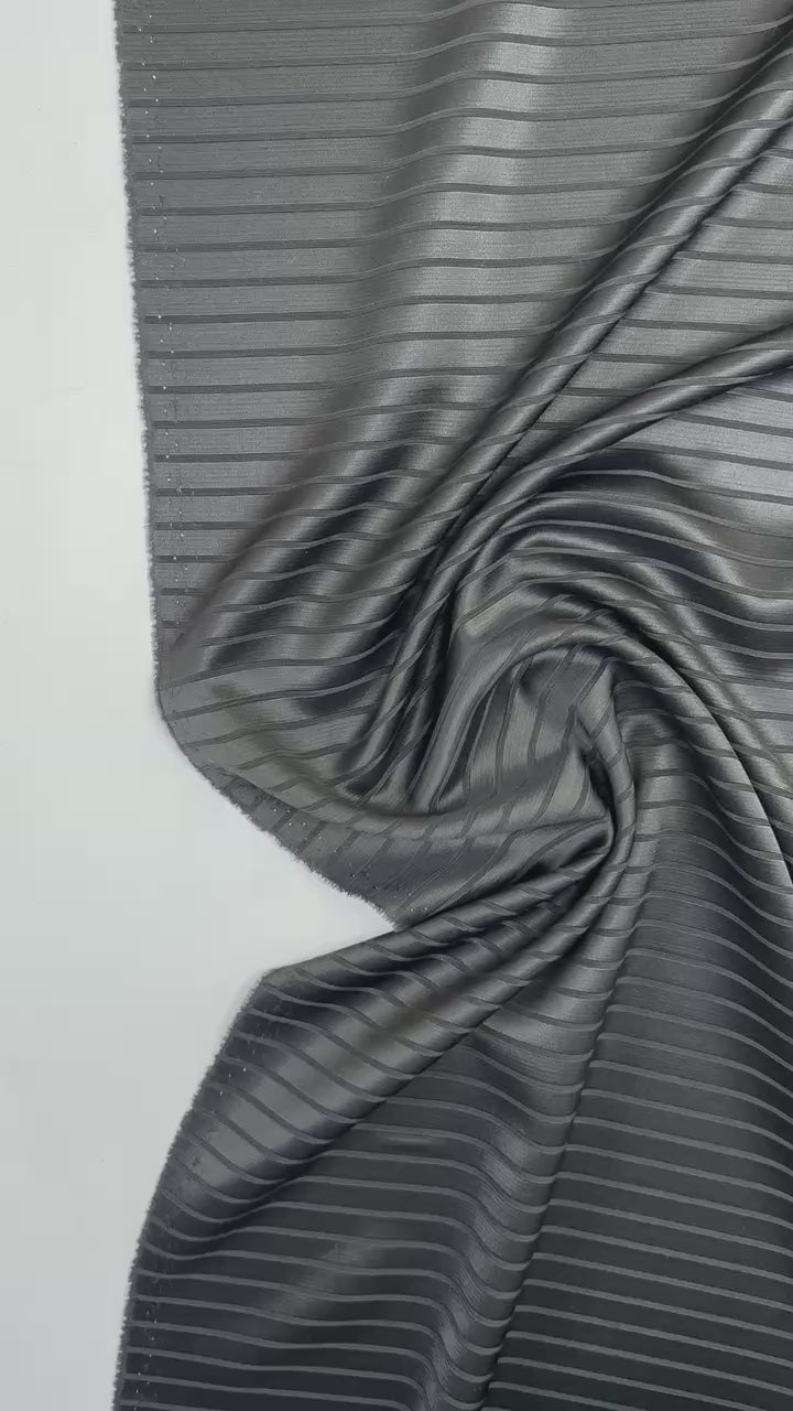 video 5b07df7f-a679-4400-8b5e-b4d5fa4fa05d