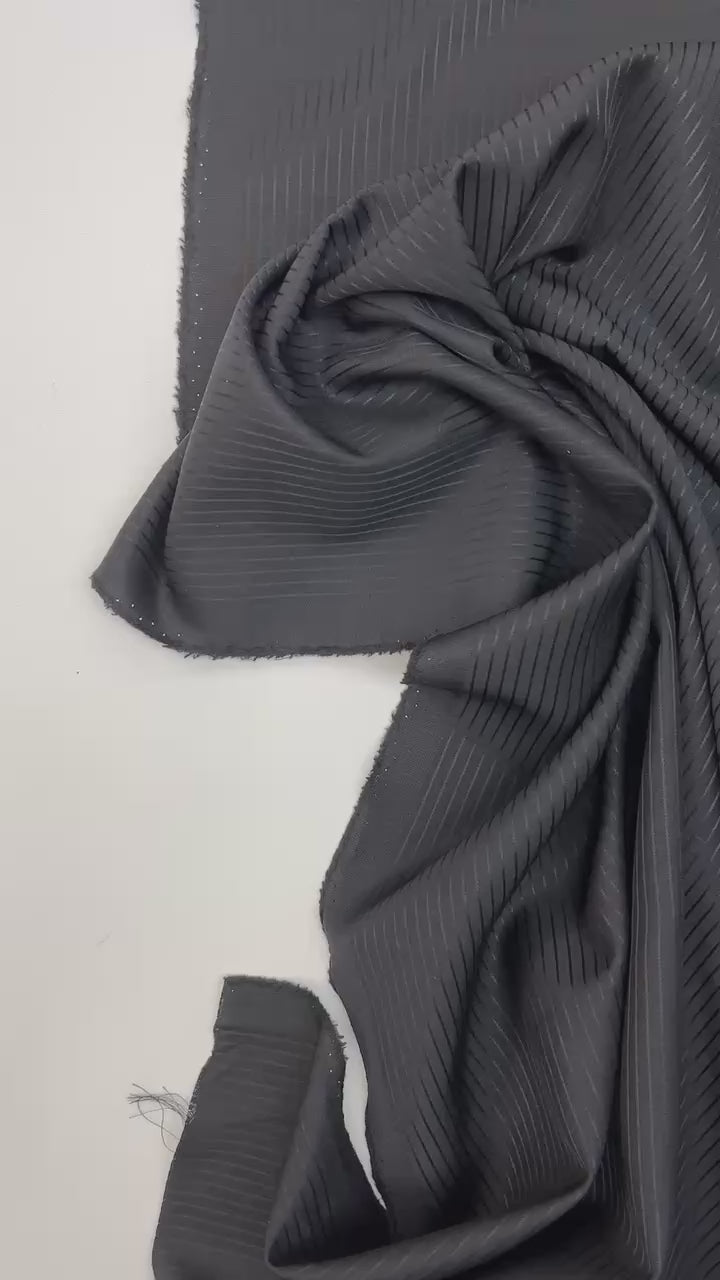 Charger la vidéo : video 6555b25a-1e46-42bf-9148-b19fd6ea4706