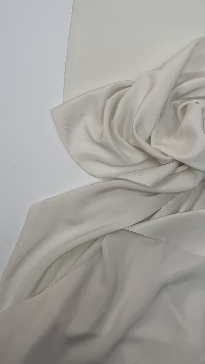 Load video: video 0573d08d-44b2-47d3-a867-e26ec8507037