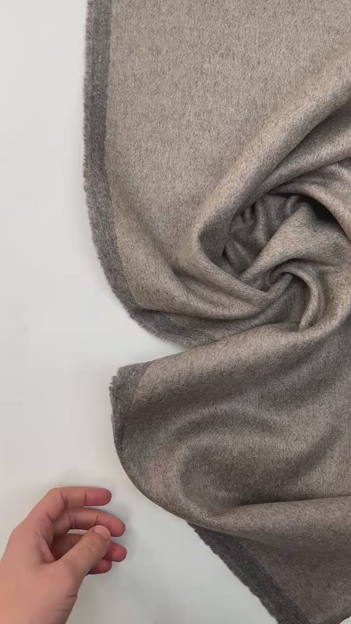 video 15de8fdb-2f2e-4653-9fa4-6804deadfbaa