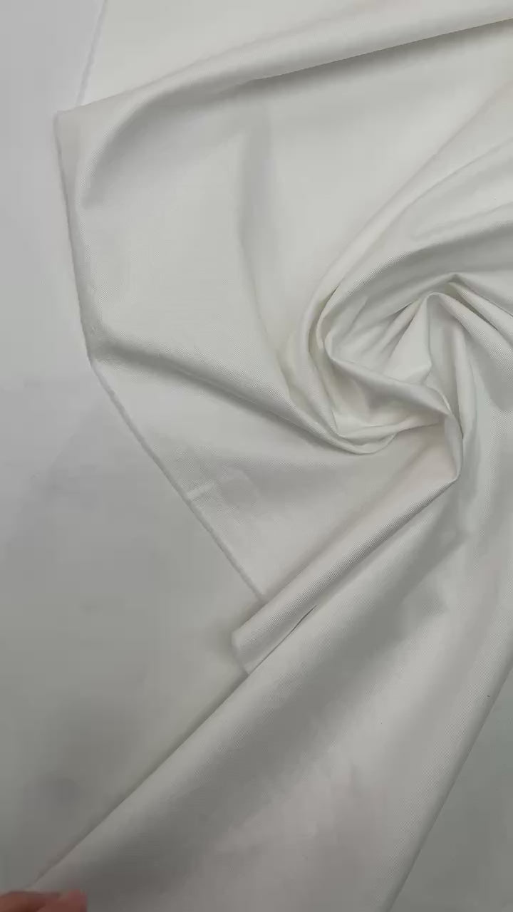 video b320575d-e086-443c-a2a9-f0b451326439