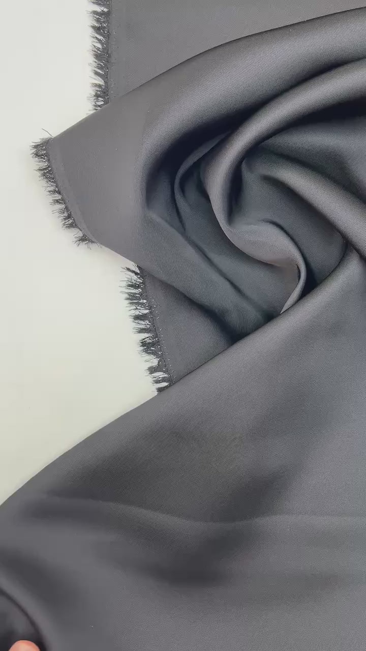 video a0b2480d-b442-4584-a81f-1ff150bb089d