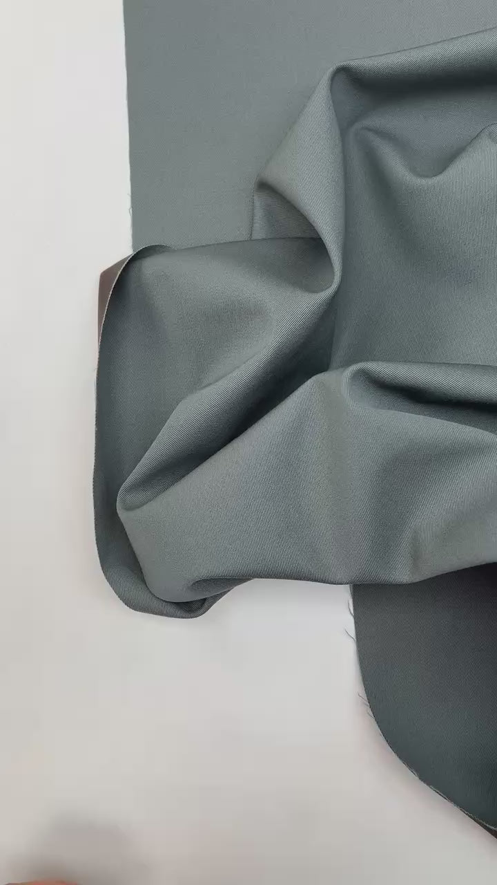 加载视频：video a0e84e55-3076-4f9d-8da3-9ebeee98d90b