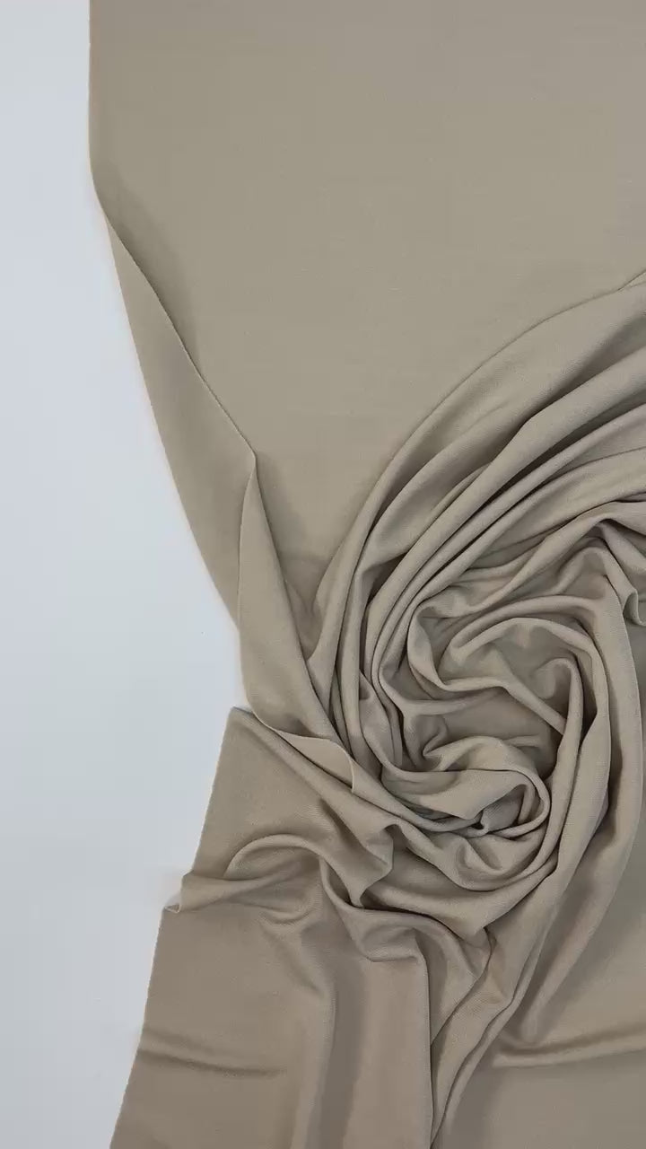 video ae15388e-948b-454b-90c9-23c158eb2ea8