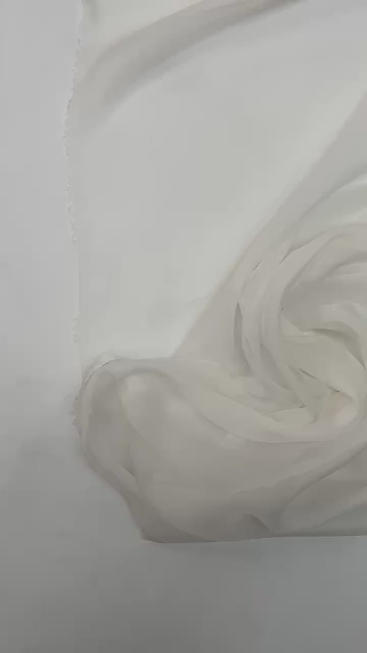 video b049aaa0-b26c-49ba-b6ef-f09652c95393