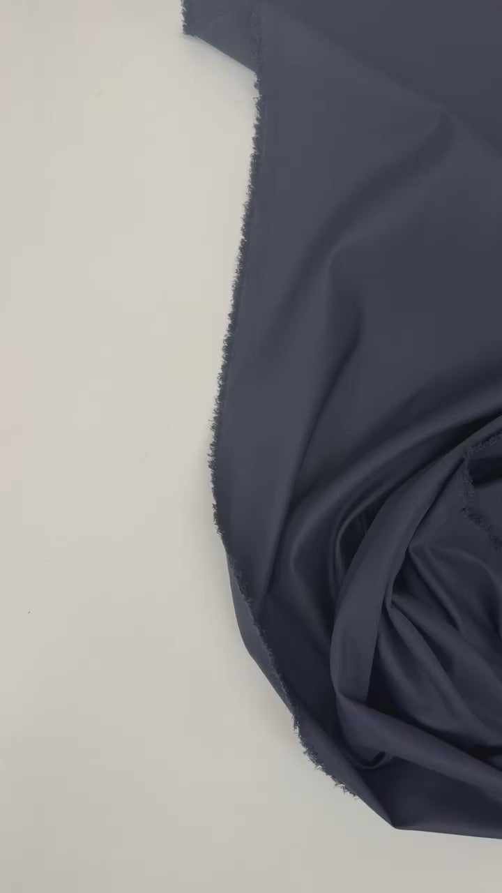 video 94dc1eba-2c86-4f52-b153-390e0f0e7645