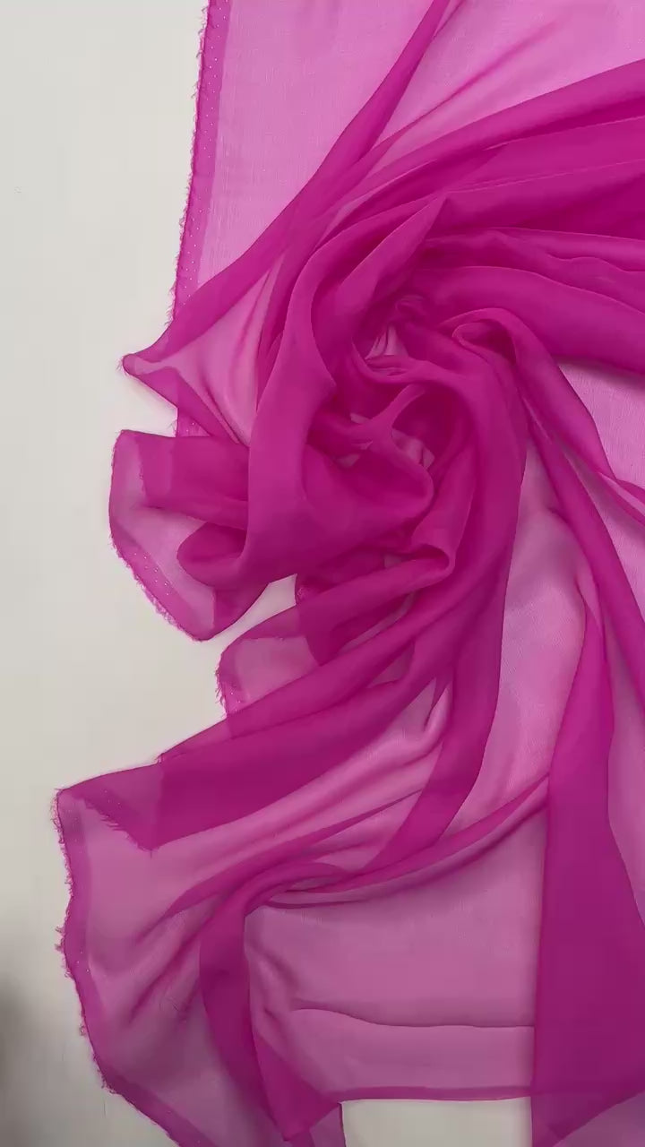 video 595e3f3d-9ae2-4cb4-8f7d-4790e39f593c