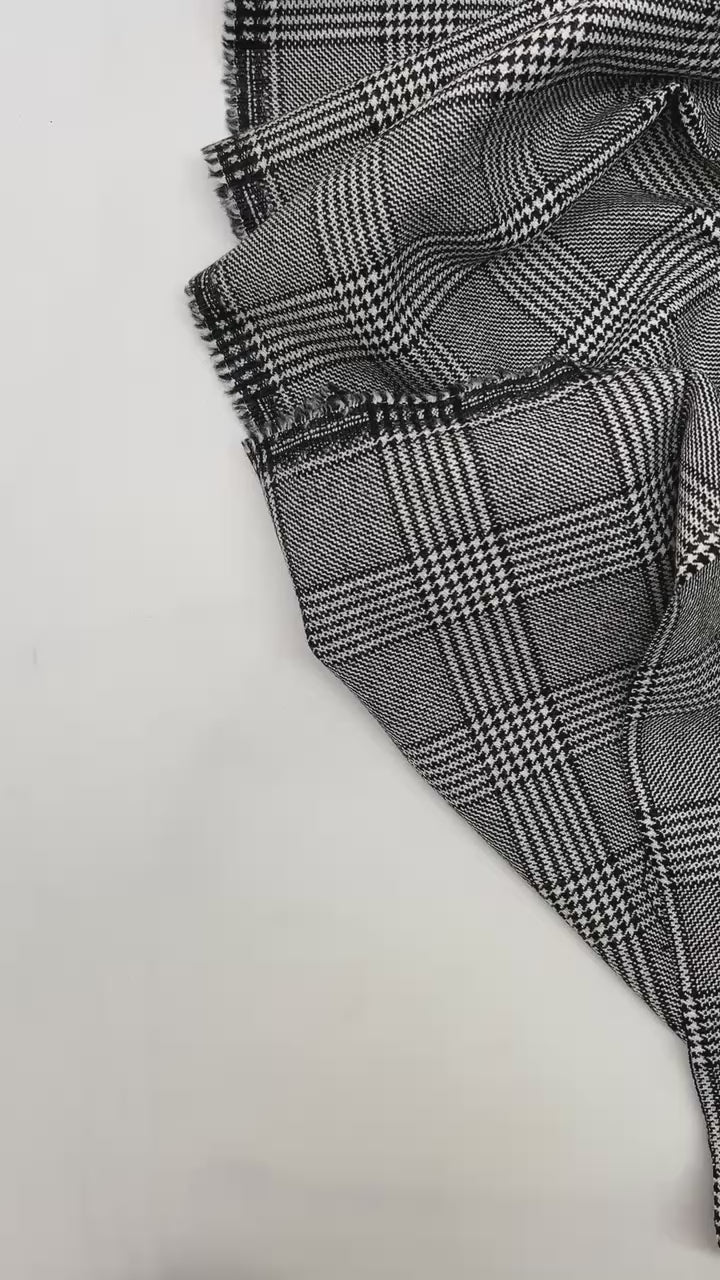 video 56efe6ab-3f9f-41b9-9ae1-59154d8e749c