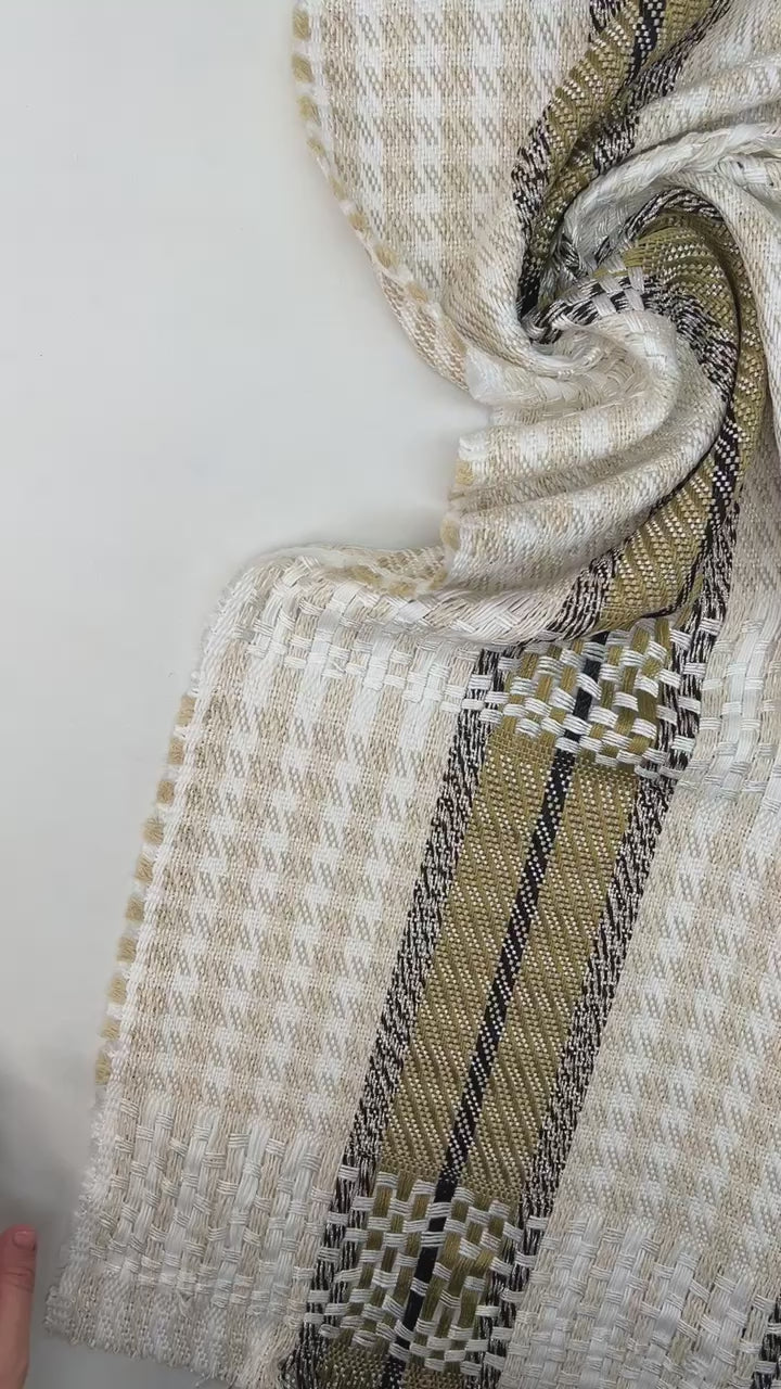 video fc42b826-6c30-4280-856a-0c9a3f1ec0fe