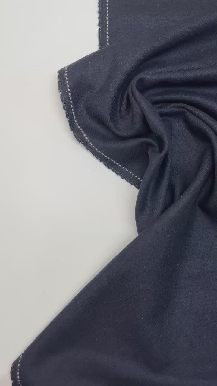 Load video: video 8353ed1e-0921-4a2d-a180-9624a6b27f22