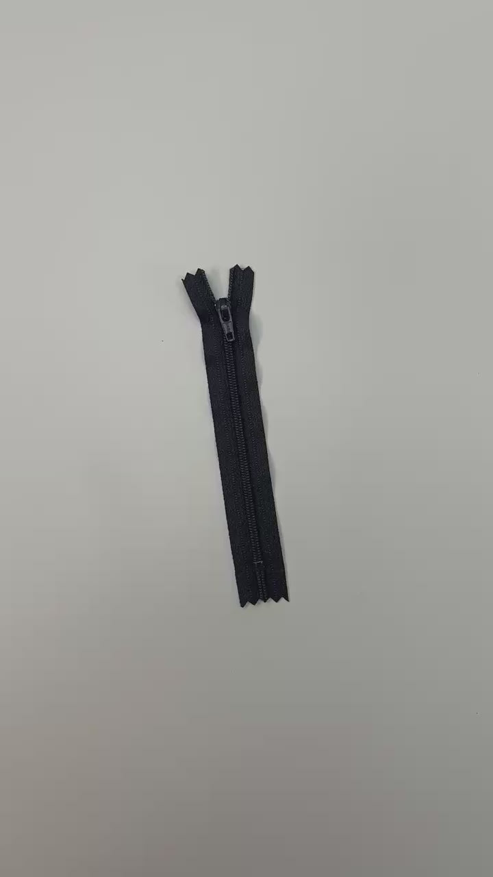 Charger la vidéo : video f7de9ef2-4f51-4e51-a044-db22f4fa1934