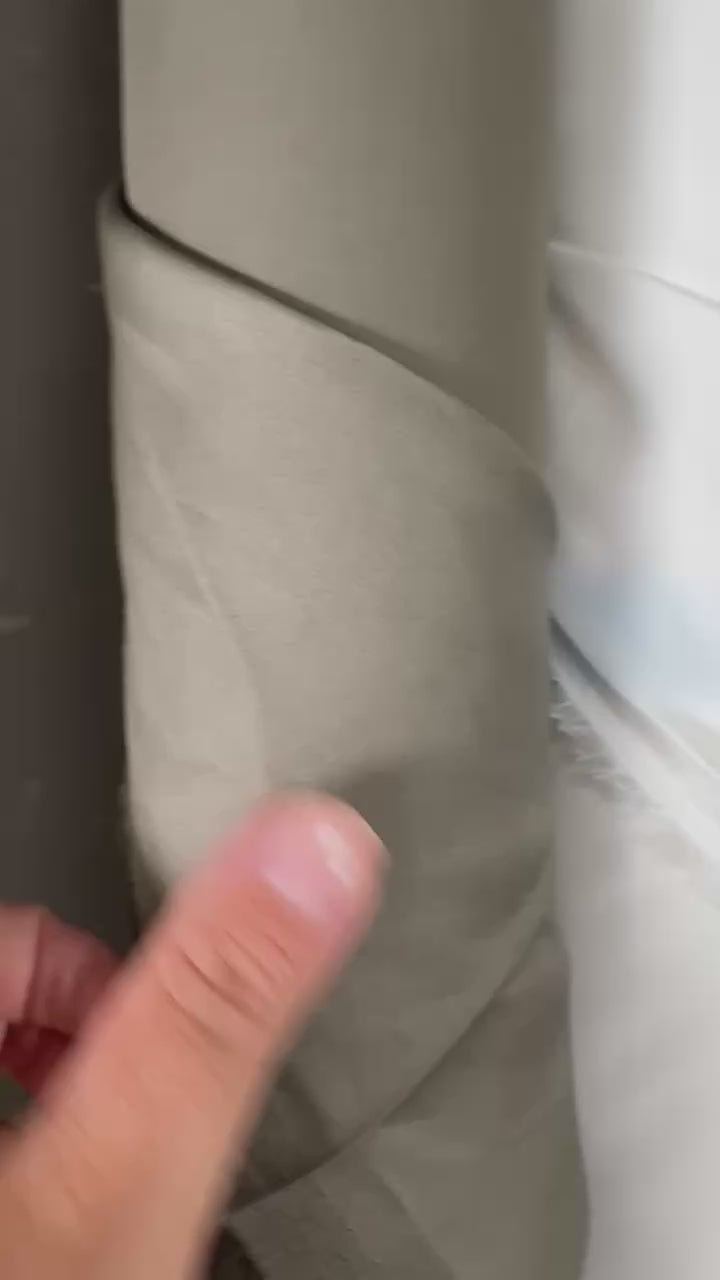 video a9a47512-e3ae-41d3-9a9e-e5ca3e0fe7a8