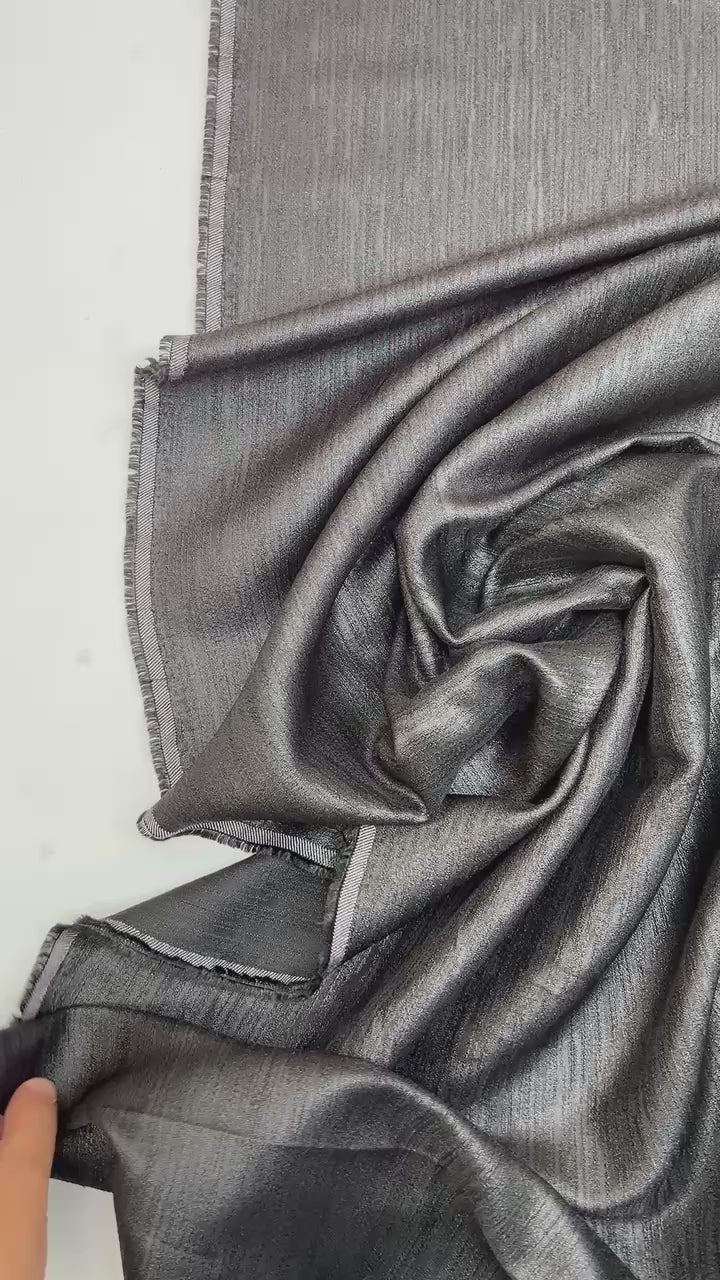 Charger la vidéo : video 928d975a-d6c3-4874-a5a6-ff088e72f1f1