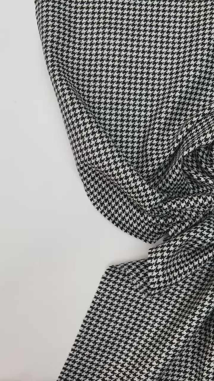 加载视频：video 31810c2d-4e9e-44ce-81db-cc44663600b1