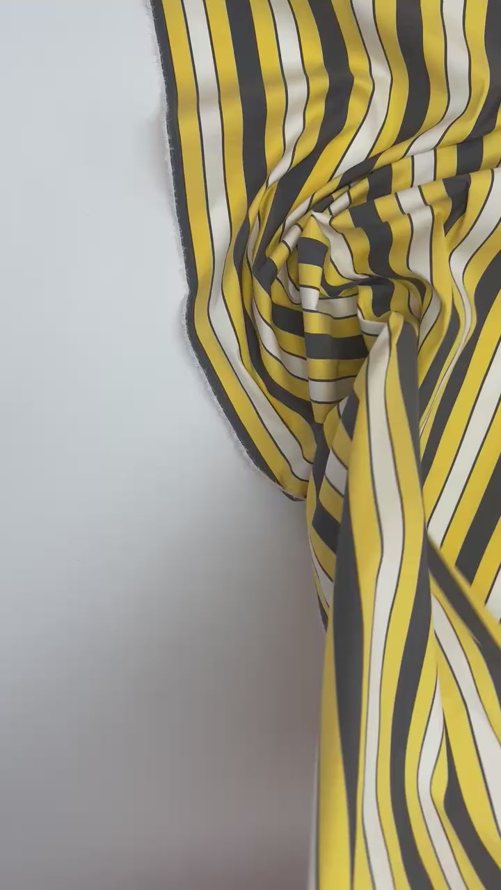 video 1b73796e-4a19-4473-8507-730431678e92