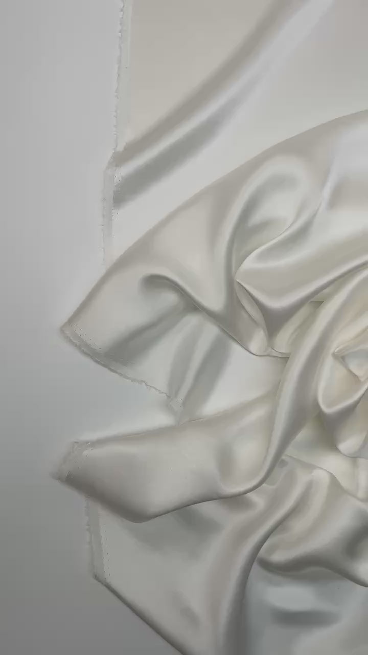 video ad684cc6-810a-488a-8f74-13e2896ffbf9