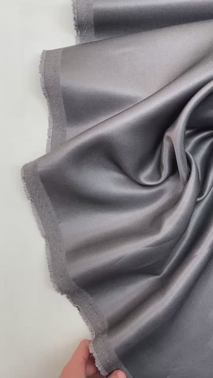 Video laden: video 2401e99e-a08b-4987-a262-96a46936eded