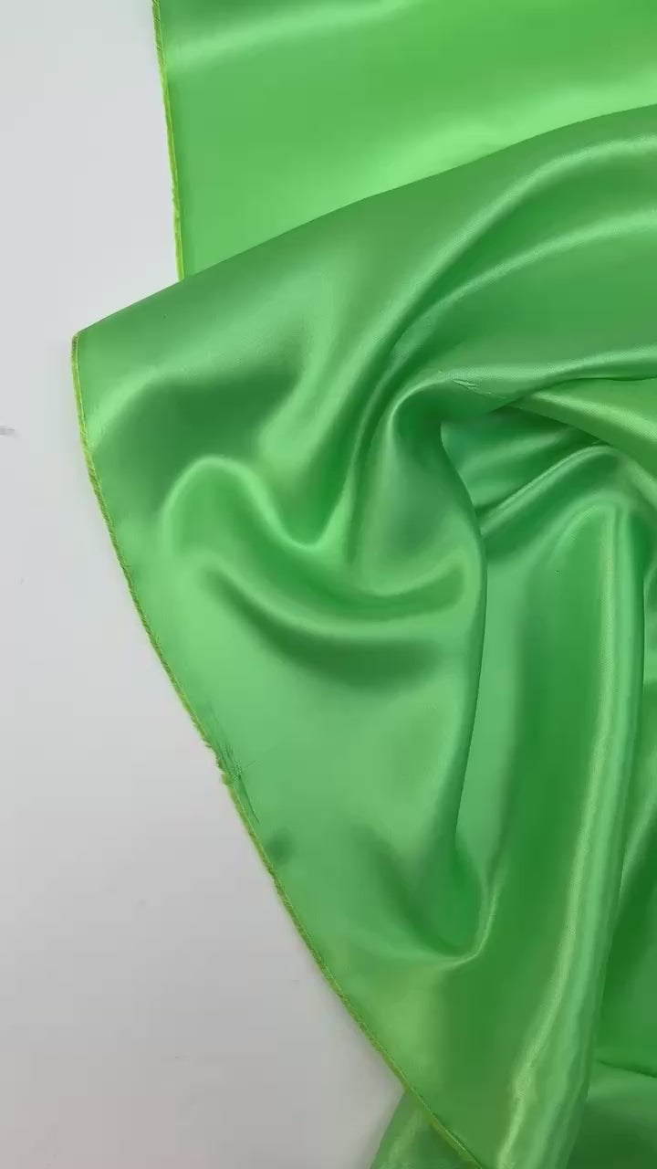 video 71a1041e-37ba-407d-9ce6-15d258c4afd9