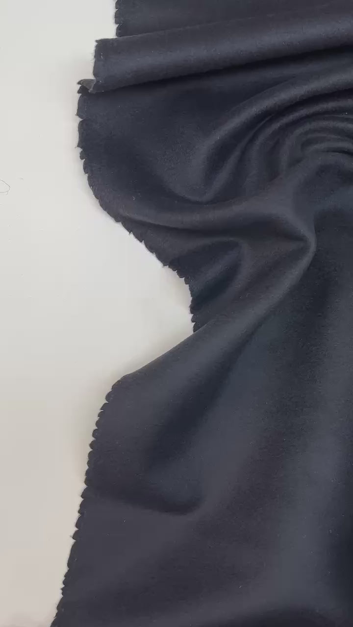 Video laden: video 36d893db-8fe0-4897-a1ab-e3bc11e382f0