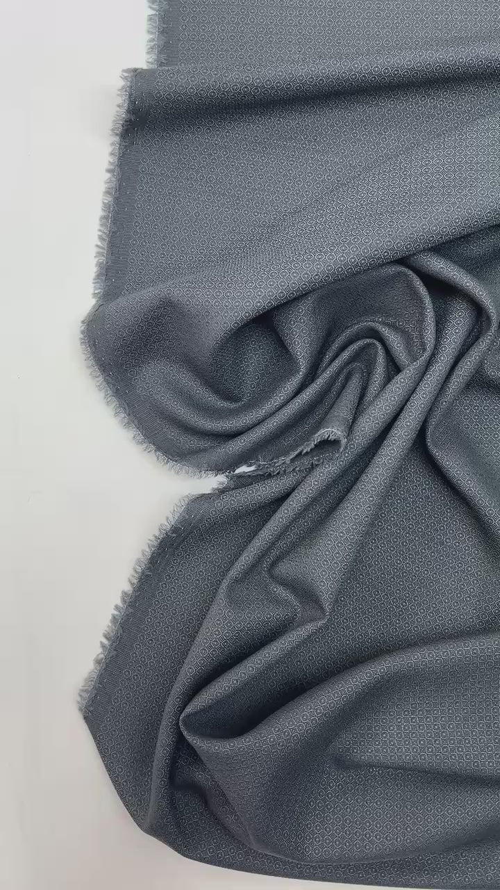 Charger la vidéo : video 1150a82c-d511-4e8e-9491-a9a26638677d