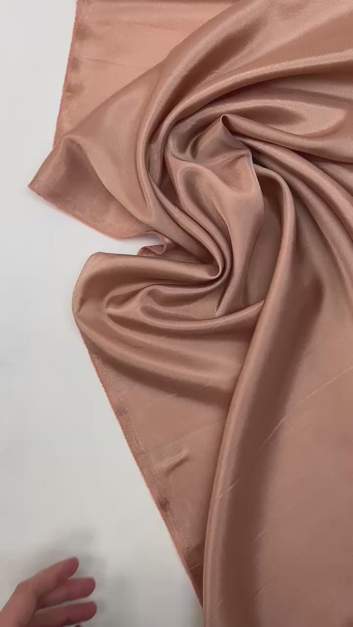 video 4c325ac0-335c-400e-9dff-ae6e607f3be0