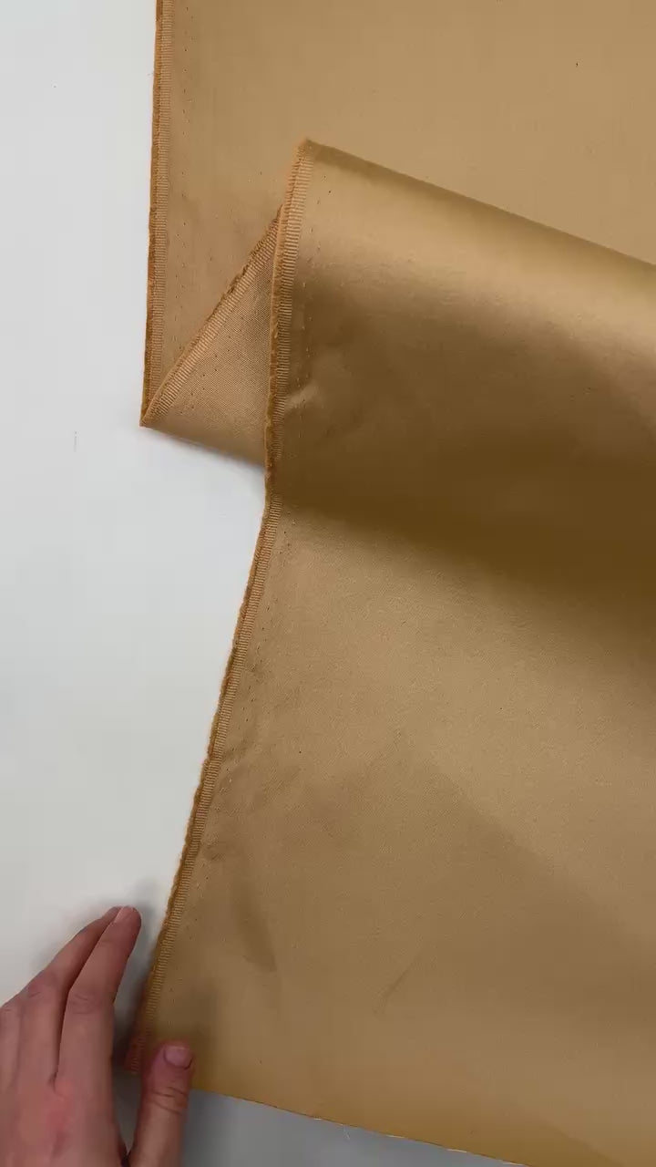 video 4ab9e382-aa75-4d1d-b611-ed2c45342140