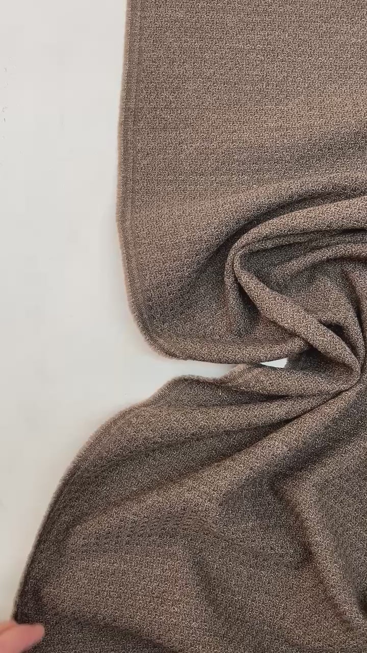 Загрузить видео: video 996a0bed-200a-4198-a58f-2cdd90afcd8e