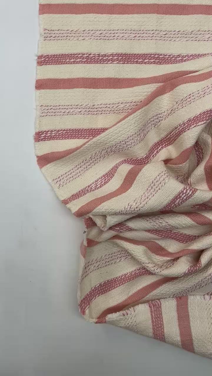 Charger la vidéo : video 33cf9862-6015-4d7d-a8d5-a7ac86dbad63