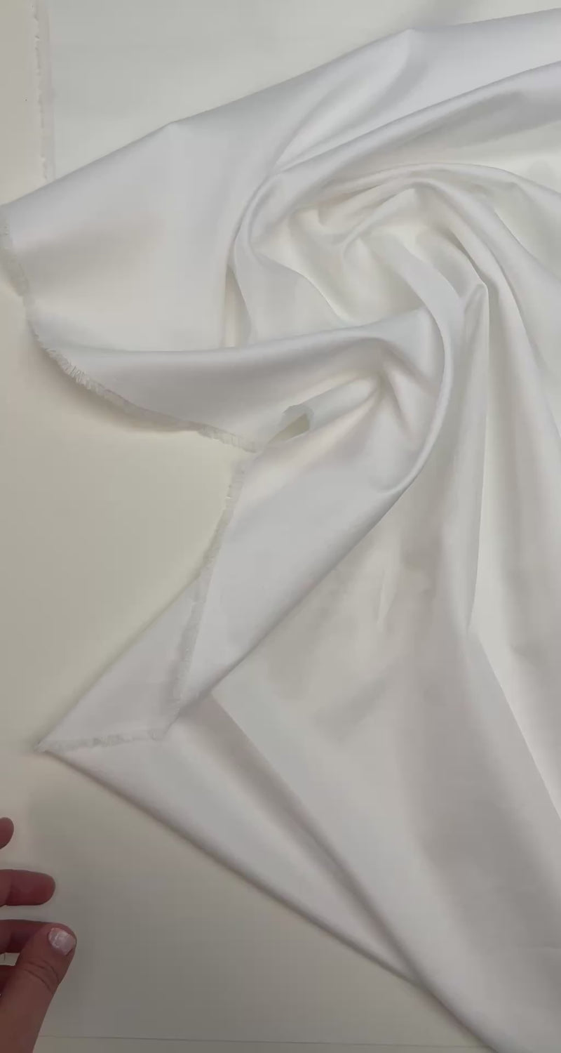 video 1f7c2677-d9c4-44a3-bc31-578c78d5125d