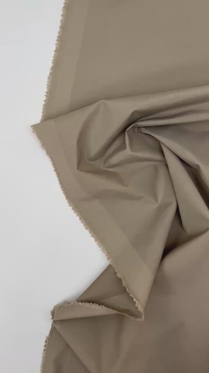 video 81a1a3db-6219-4976-a3eb-23e79794477c