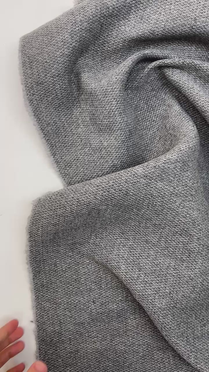 video 555a9d6d-8bbc-44cb-a72d-a0a04d41e9dc