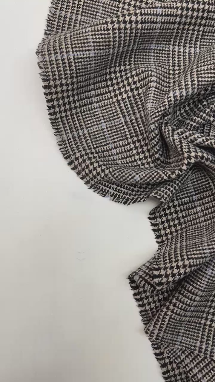 video 8c0b6811-21d8-45b0-822e-09d8af5a3509