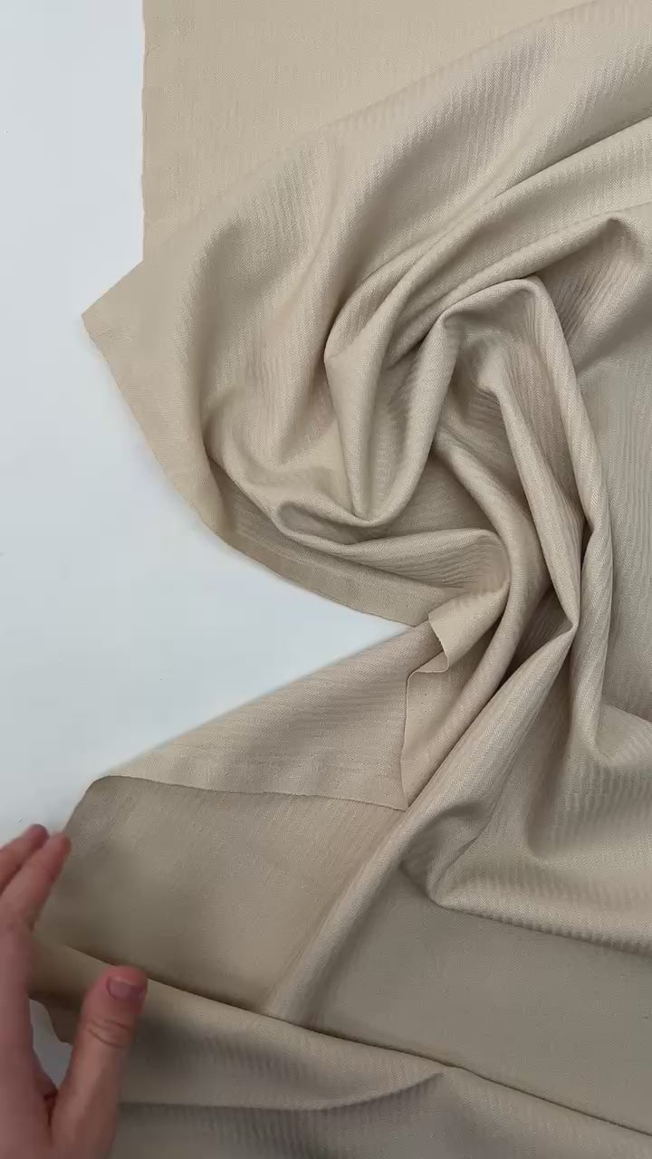 video d30e9075-db0c-4e25-9e85-7b4120c7053e