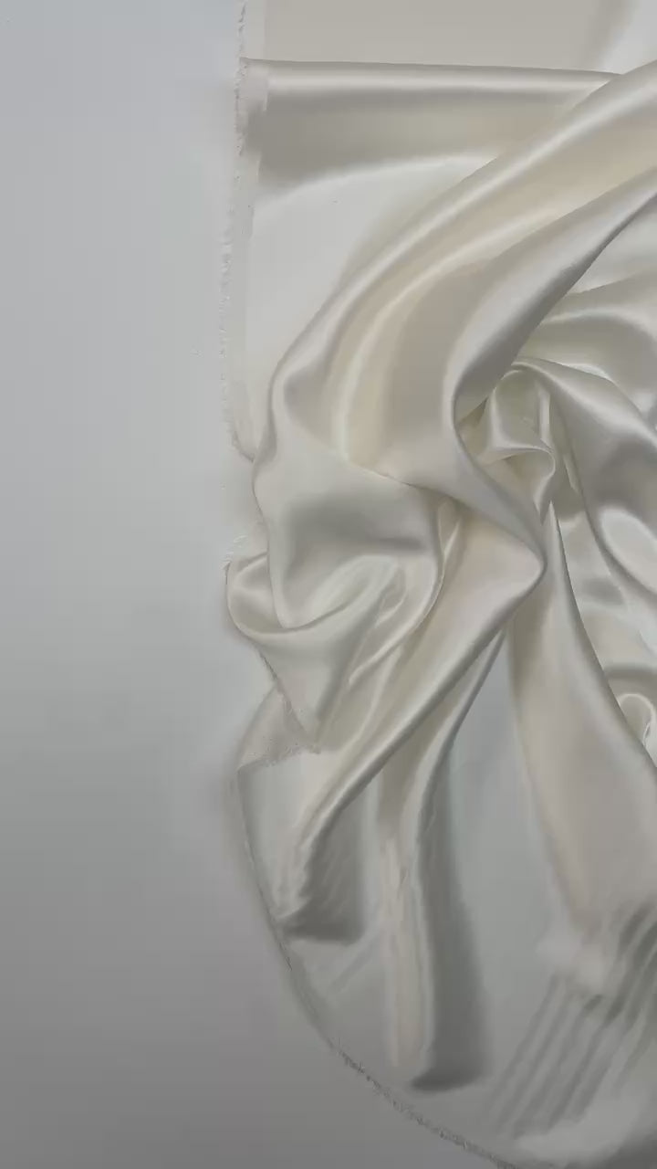 video 27d7f875-fe9c-4ae4-acb1-5b8cc9130668