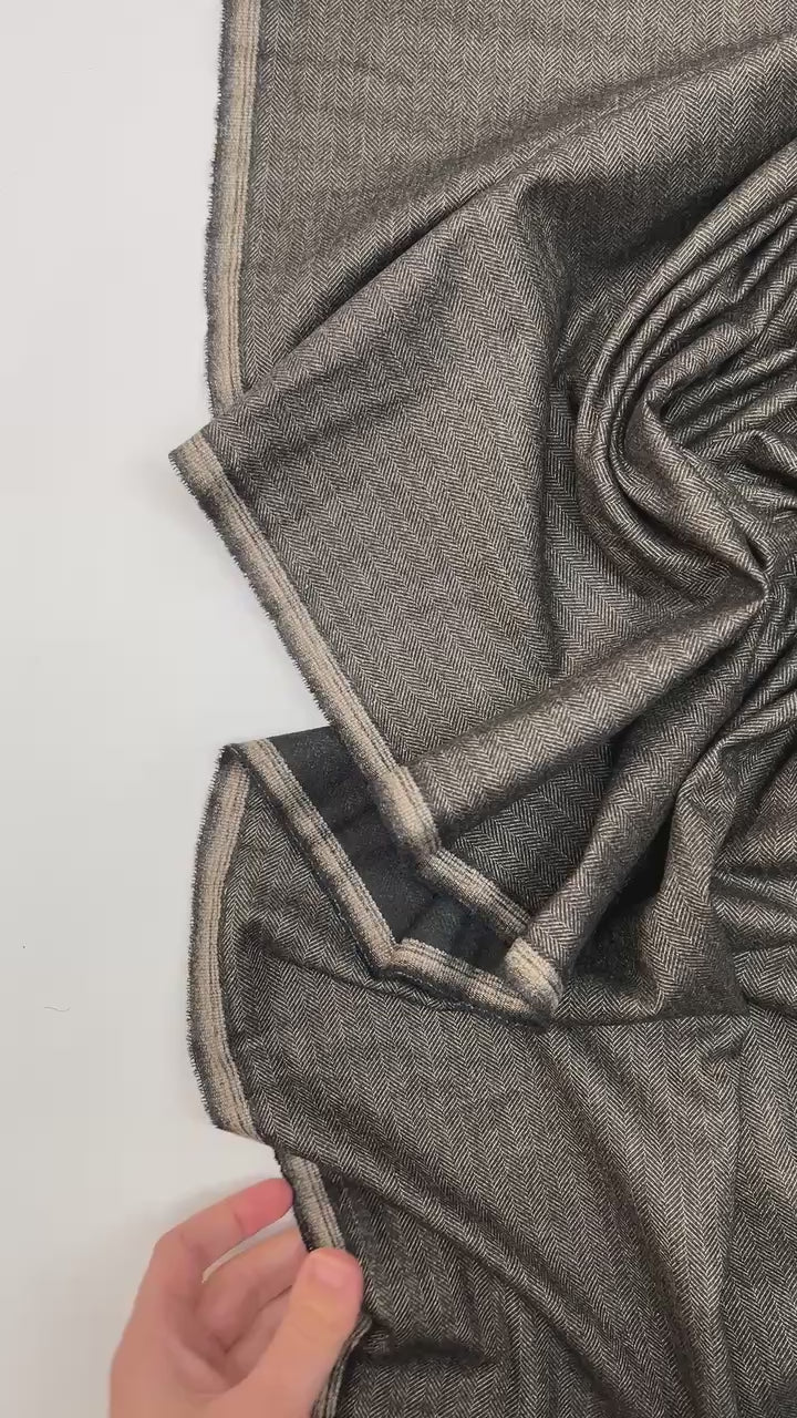 video ba65b60a-ec95-4973-8058-3ab0d53d0f98