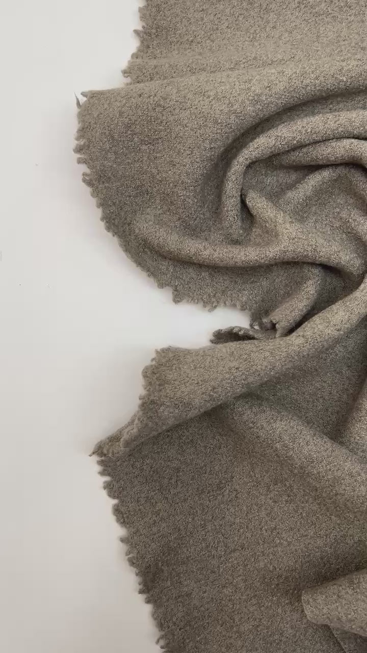 Charger la vidéo : video 784f1423-3713-43fe-ae08-1eb2603ea069