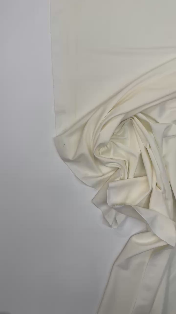 Загрузить видео: video e12325e4-48af-49d9-a35c-32dcbe3a07f0