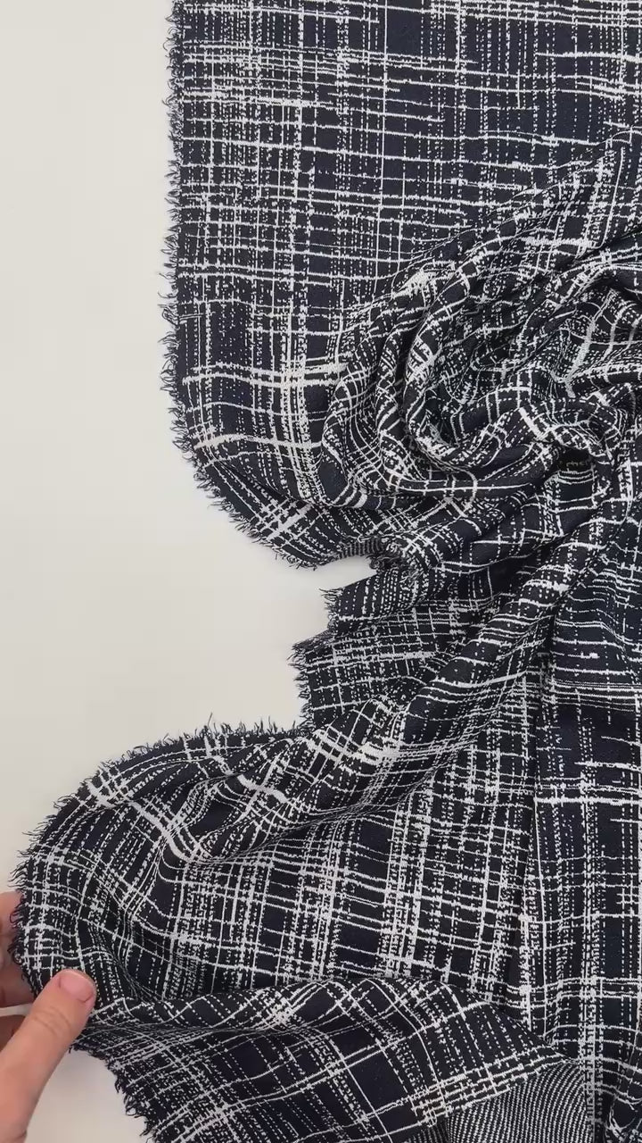 Load video: video 51b299f4-bf23-4bc1-852a-cdc6ad7f2639