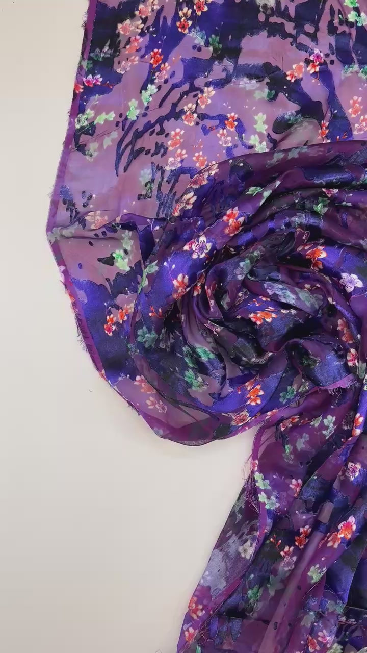 Загрузить видео: video 0facb194-fd8c-47a2-97eb-87cc65fd9b01