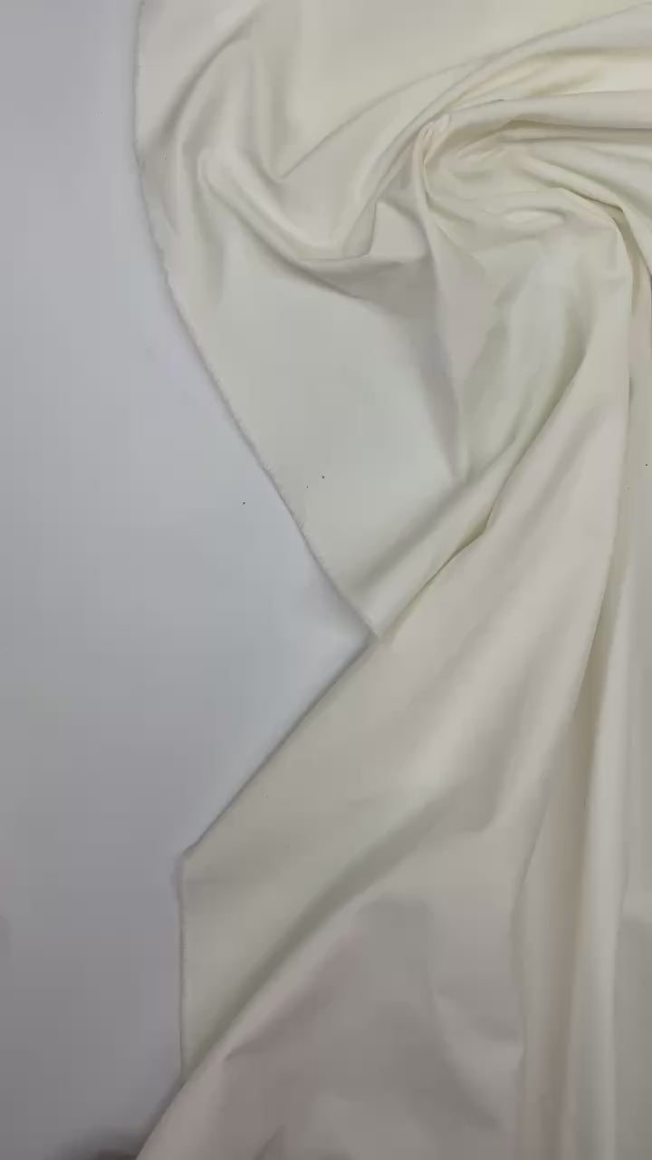 video a5471cb8-9e6b-456e-8f35-16b53c59017e