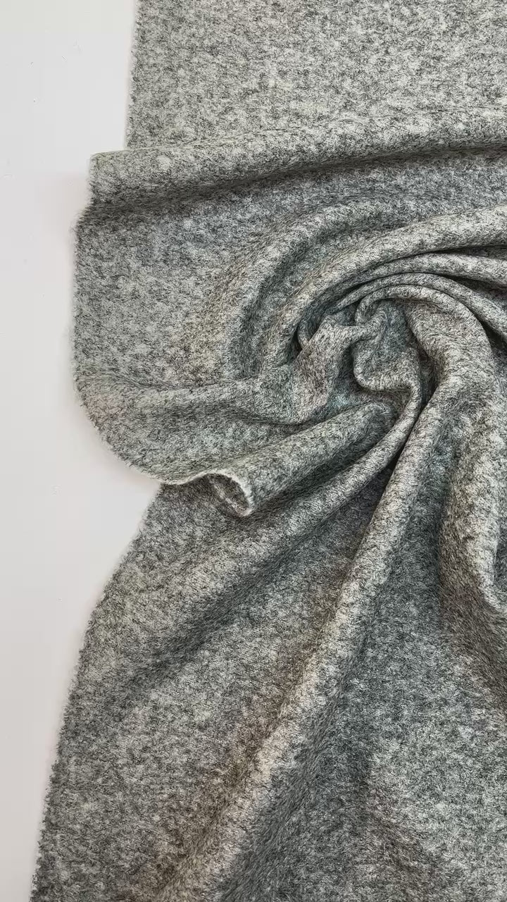 video 48387506-cd54-4442-a3d4-c244848778f3