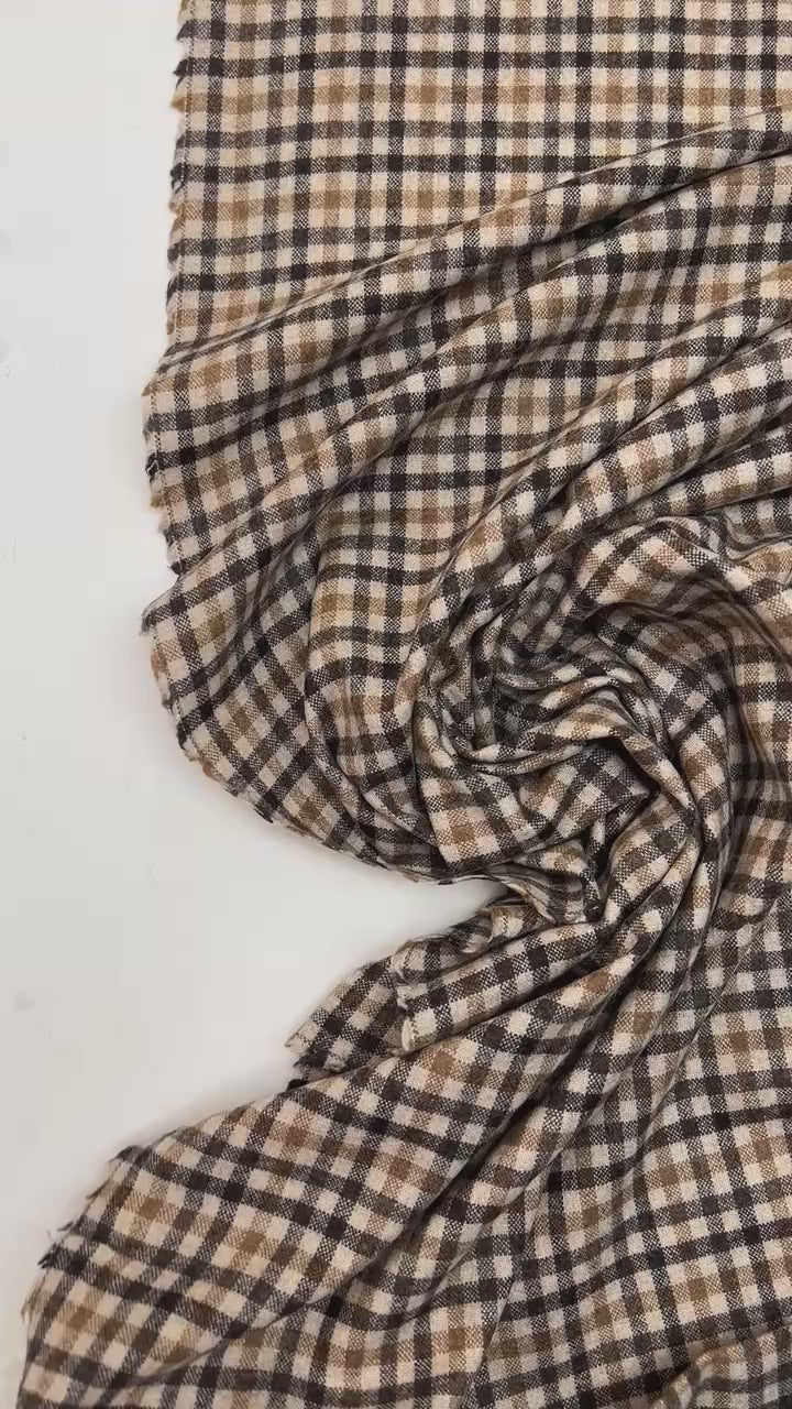 video 275ff658-b35a-4ac4-bcaf-d711c76973a6