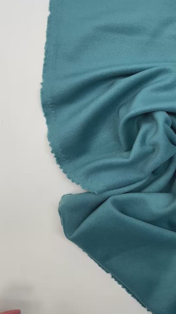 video 232bbfcb-9a90-4f53-987a-03cd4e178c38