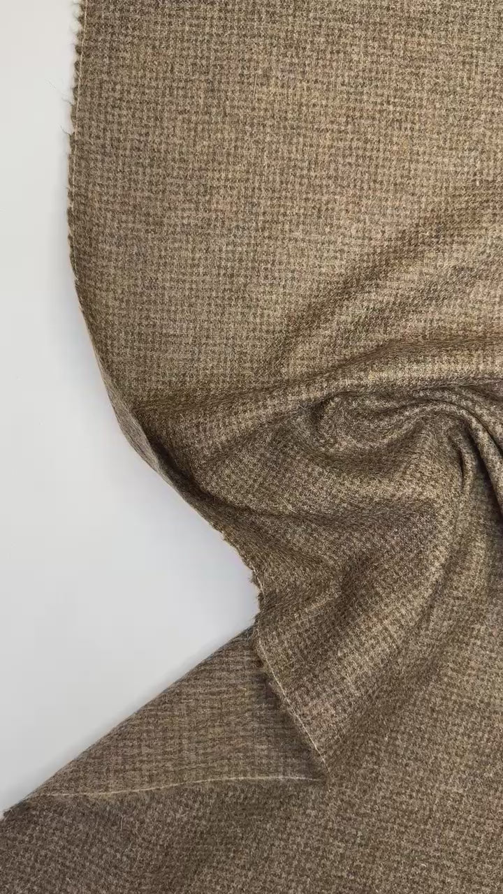 video 3aed85c5-3cd5-479a-ada8-4935b0c24254