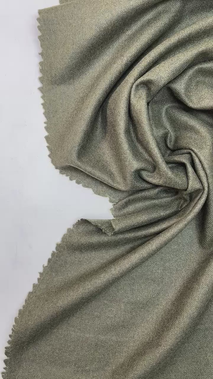 video 27e3bf82-52f2-4900-9d1f-2dbaedbb6c1e