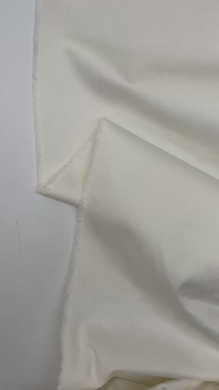 video afcd81b9-f304-4ef2-b737-ca79ea84d8ea