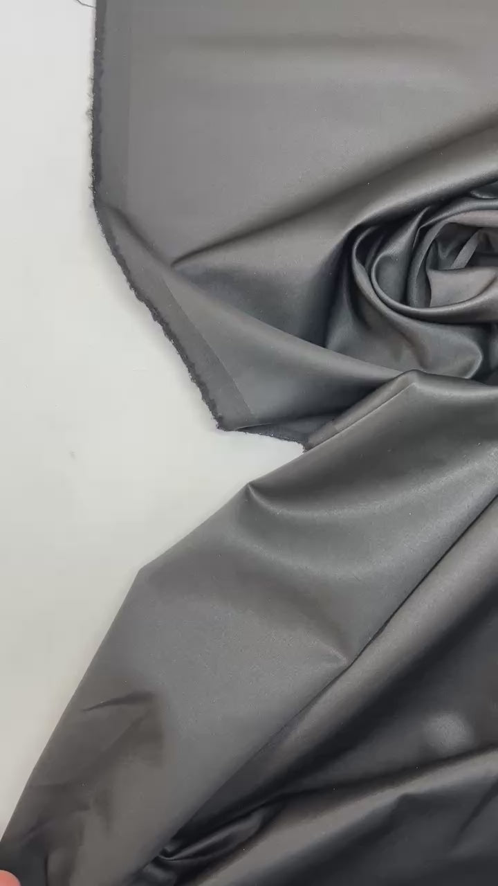 video 8013e3cc-bdc4-4ff0-a0da-e0227468386b