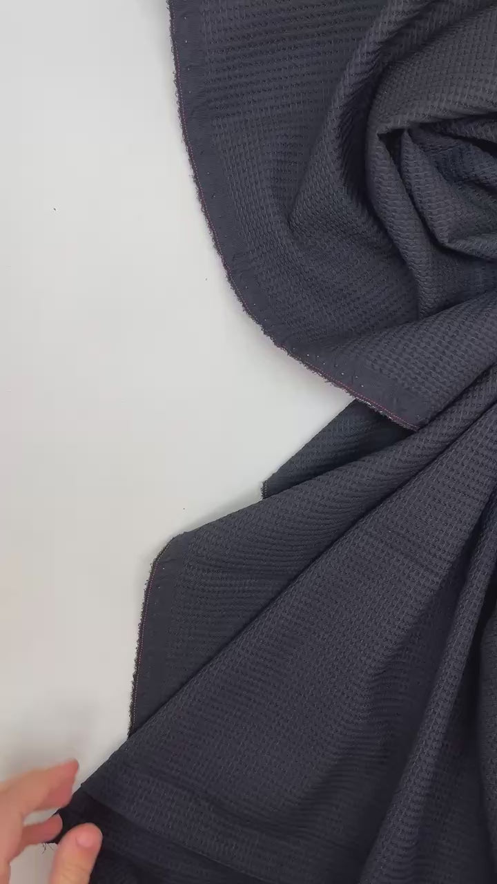 video 82f75453-1359-4fd8-b88d-6b1b9e2edfd6