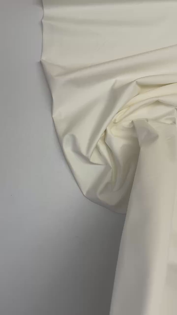 video 24d37ead-dbe0-4f3f-a019-3023e74dc34c