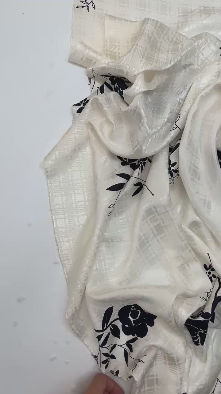 video 7a493e30-f903-4305-9b0f-237b98d07be4